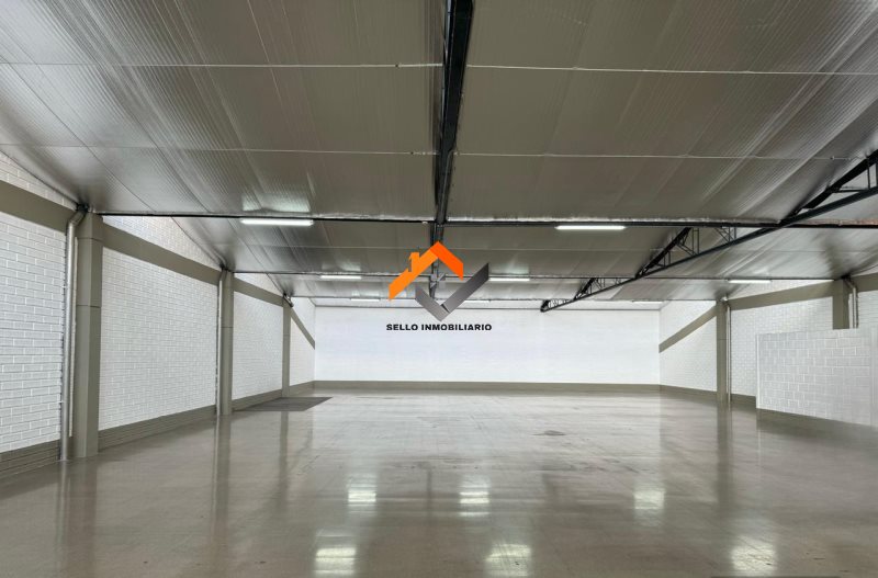Bodega disponible para Arriendo en Medellin con un valor de $16,025,000 código 587