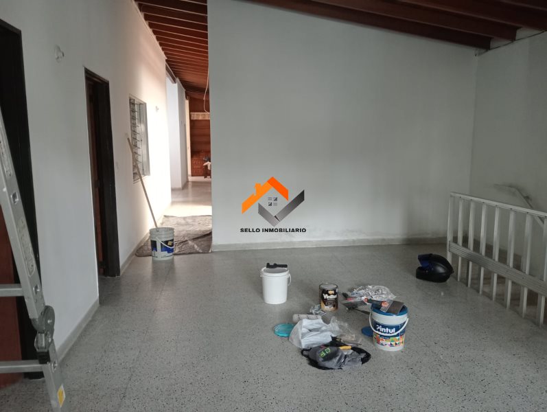 Casa-local disponible para Arriendo en Medellin con un valor de $6,000,000 código 341