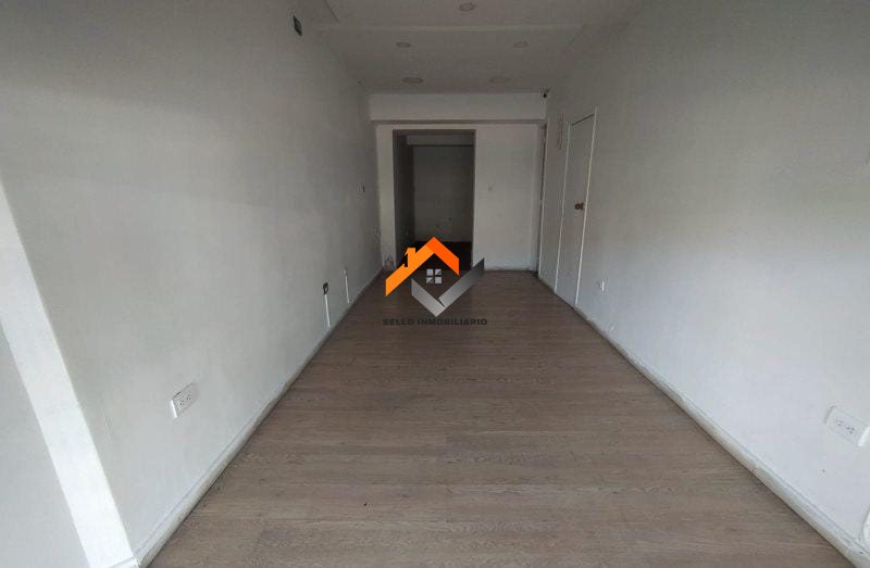 Local disponible para Arriendo en Medellin con un valor de $1,800,000 código 136